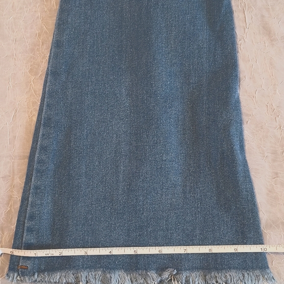 New in Package High rise, Stretchy, Fit and Flare Jeans - Picture 7 of 9